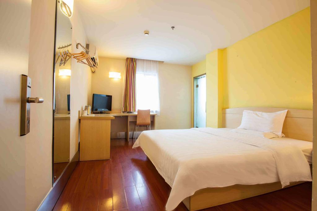 7Days Inn Kunming East Station Juhua Overpass מראה חיצוני תמונה