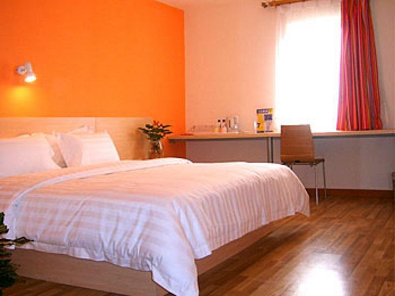 7Days Inn Kunming East Station Juhua Overpass מראה חיצוני תמונה